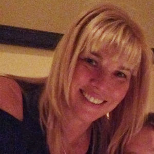 Meet your Posher, Leslie